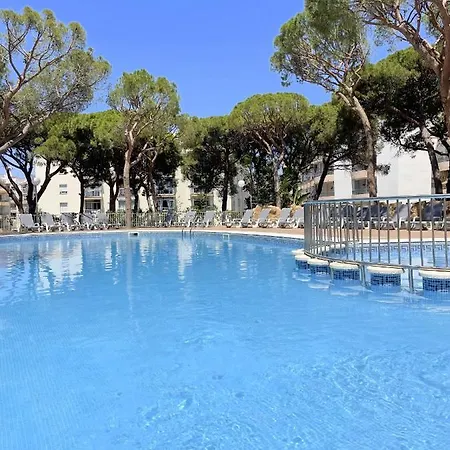 Rentalmar Blue & Pool 3*