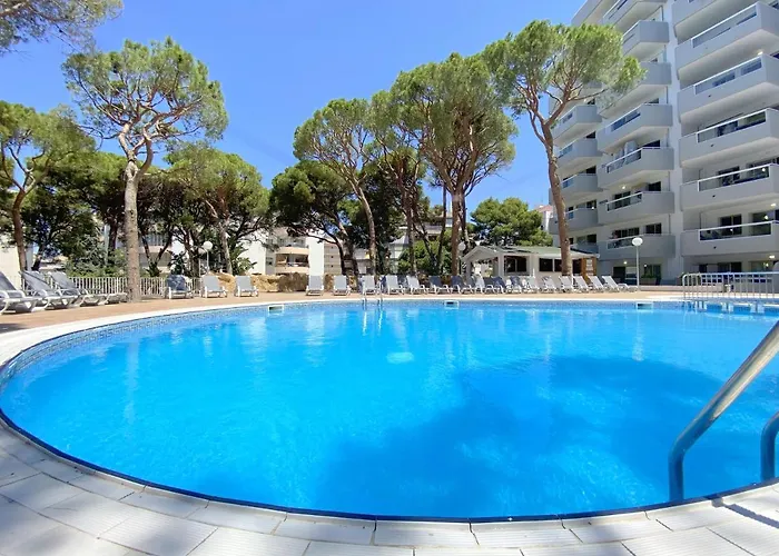 Rentalmar Blue & Pool Апарт-отель