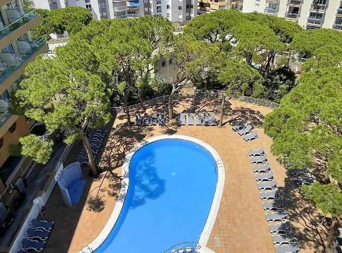 Rentalmar Blue & Pool Апарт-отель Салоу